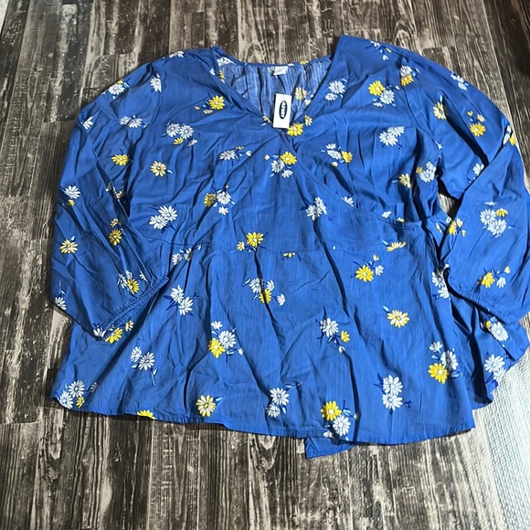 Old Navy Tops - Old Navy Front Tie Top